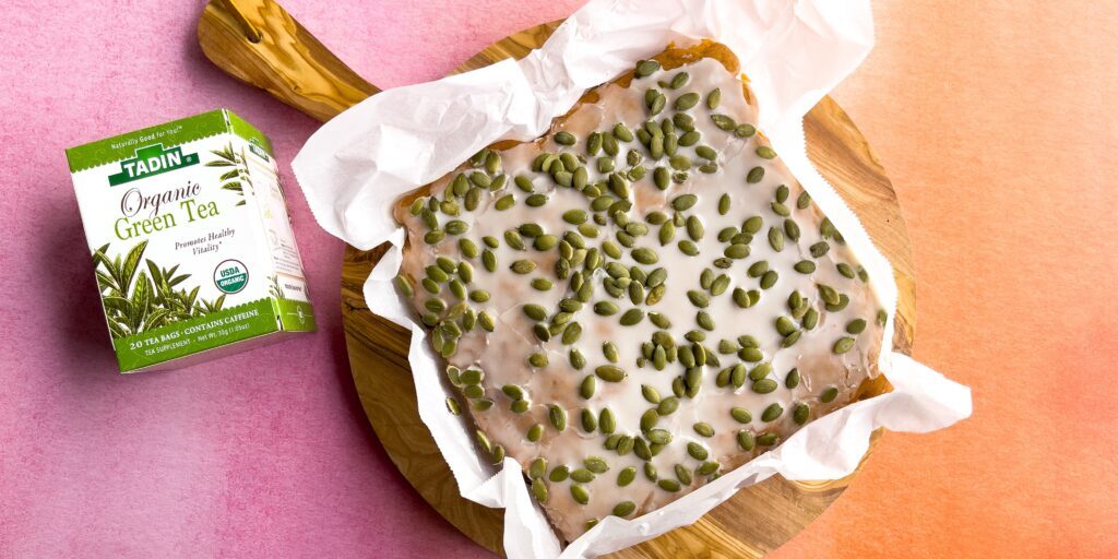 sweet-potato-cake-w-box-hori-chefcarla-w-teabox-1024×768-1
