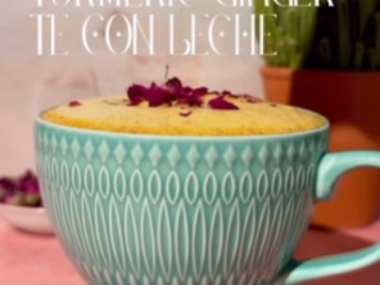 Turmeric Ginger Tea con Leche