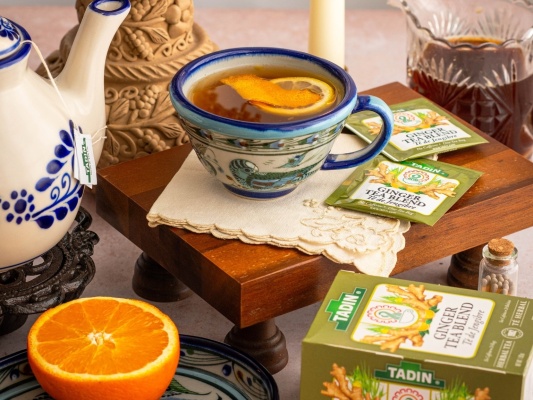 Ginger Citrus Tea with Piloncillo Syrup
