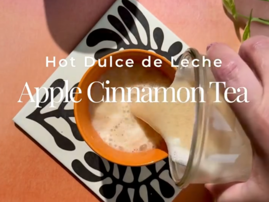 Hot Dulce de Leche Cinnamon Apple Tea